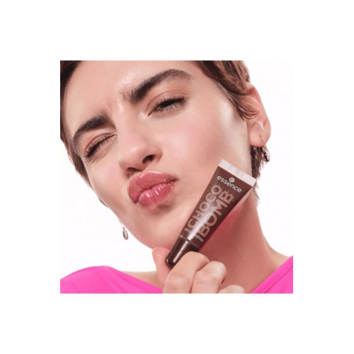 Essence Choco Bomb Shiny Lipgloss - 01 Chocoholic