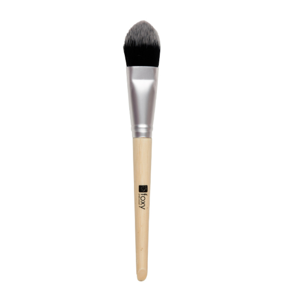 Foxy Foundation Brush